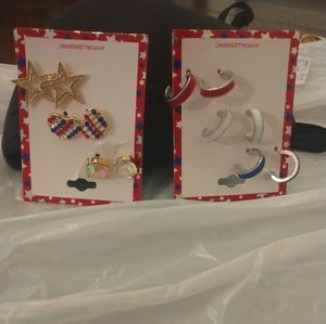 Earrings bundle of 2.